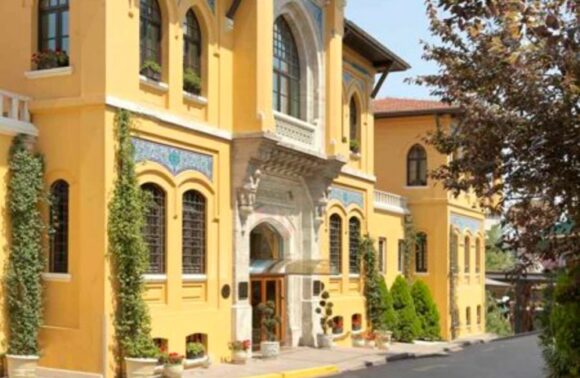 Four Seasons Hotel Istanbul At Sultanahmet Seasons Çay Saati